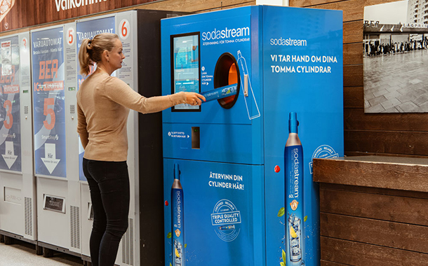 SodaStream and Tomra launch CO2 canister reverse vending machines